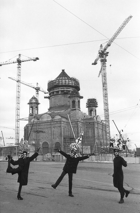 Летописец андеграундной культуры 1980-1990-х годов Почётный член Союза фотохудожников России Сергей Александрович Борисов известен снимками московской и питерской андеграундной культуры 1980-х