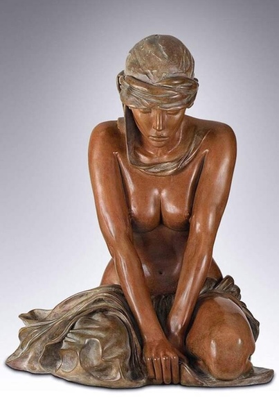 Скульптор Мари-Поль Девиль-Шаброли (1952) Мари-Поль отдает дань женственности. Человеческое тело является единственным объектом ее