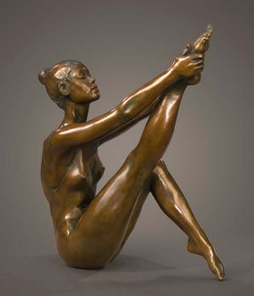 Скульптор Мари-Поль Девиль-Шаброли (1952) Мари-Поль отдает дань женственности. Человеческое тело является единственным объектом ее