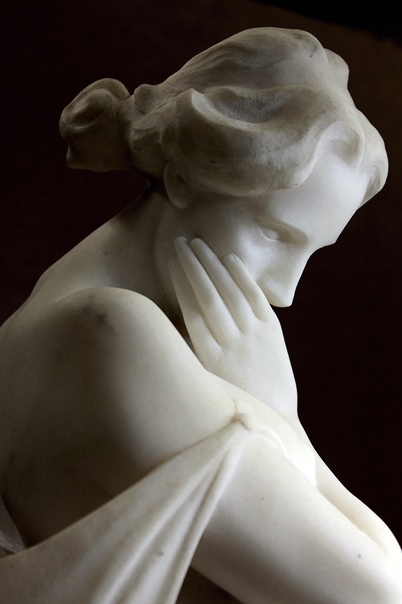 Луиджи Секки (1853-1921) Итальянский скульптор «Медитация»