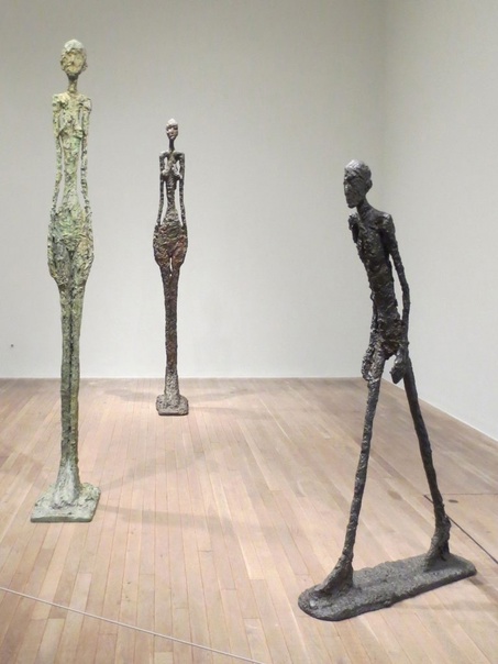 Альбе́рто Джакометти итал. Alberto Giacometti; 10 октября 1901, Боргоново, Стампа, Швейцария — 11 января 1966, Кур, Швейцария, похоронен в Боргоново) — швейцарский скульптор, живописец и график,