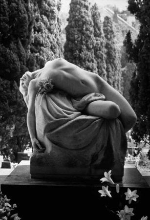 Шедевры скульптуры на кладбищах: Кладбище Стальено, Генуя