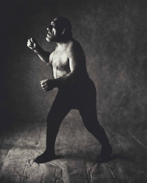 Самые влиятельные фотографы XX века: Ирвин Пенн Ему принадлежит крылатая фраза: «Съёмка пирожного тоже может быть