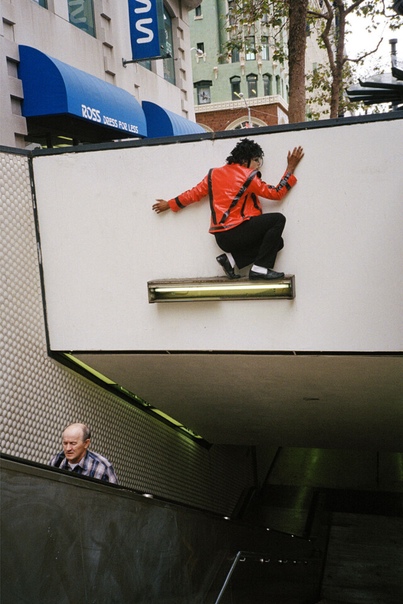 Люди с причудами, а жизнь непредсказуема Подборка странных фотографий, которым нужен контекст.